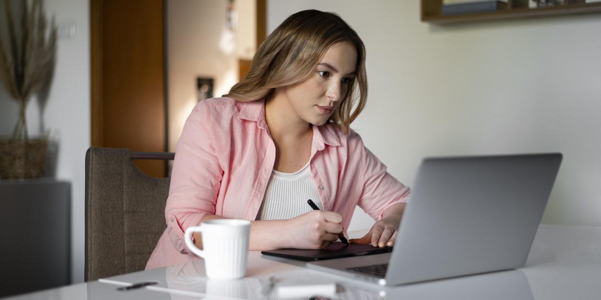 Proteção para mulher empreendedora: como alinhar planejamento pessoal e negócio sem complicar